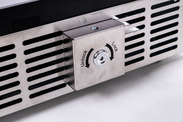 Frigidaire 2.9-cu ft Mini Fridge with Freezer ( Stainless steel )