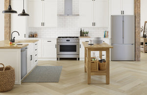 Bosch Counter-Depth 22-cu ft 3 -Door Smart Compatible French Door Refrigerator with Ice Maker with Ice Dispenser ( Stainless Steel ) ENERGY STAR Certified