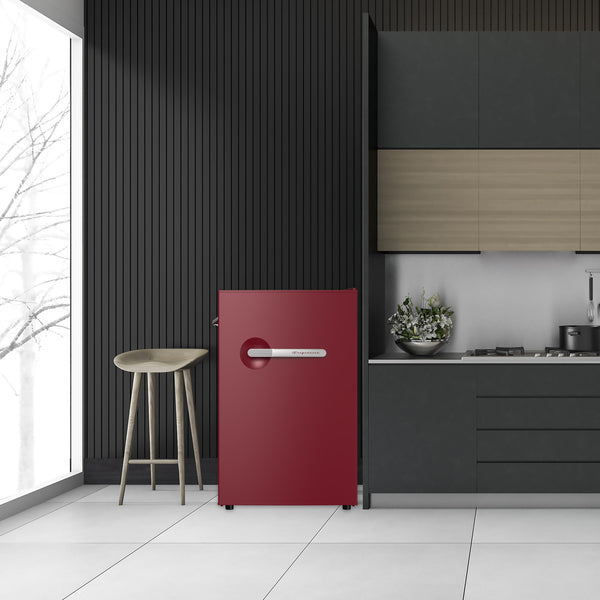 Frigidaire 4.5-cu ft Mini Fridge ( Red )