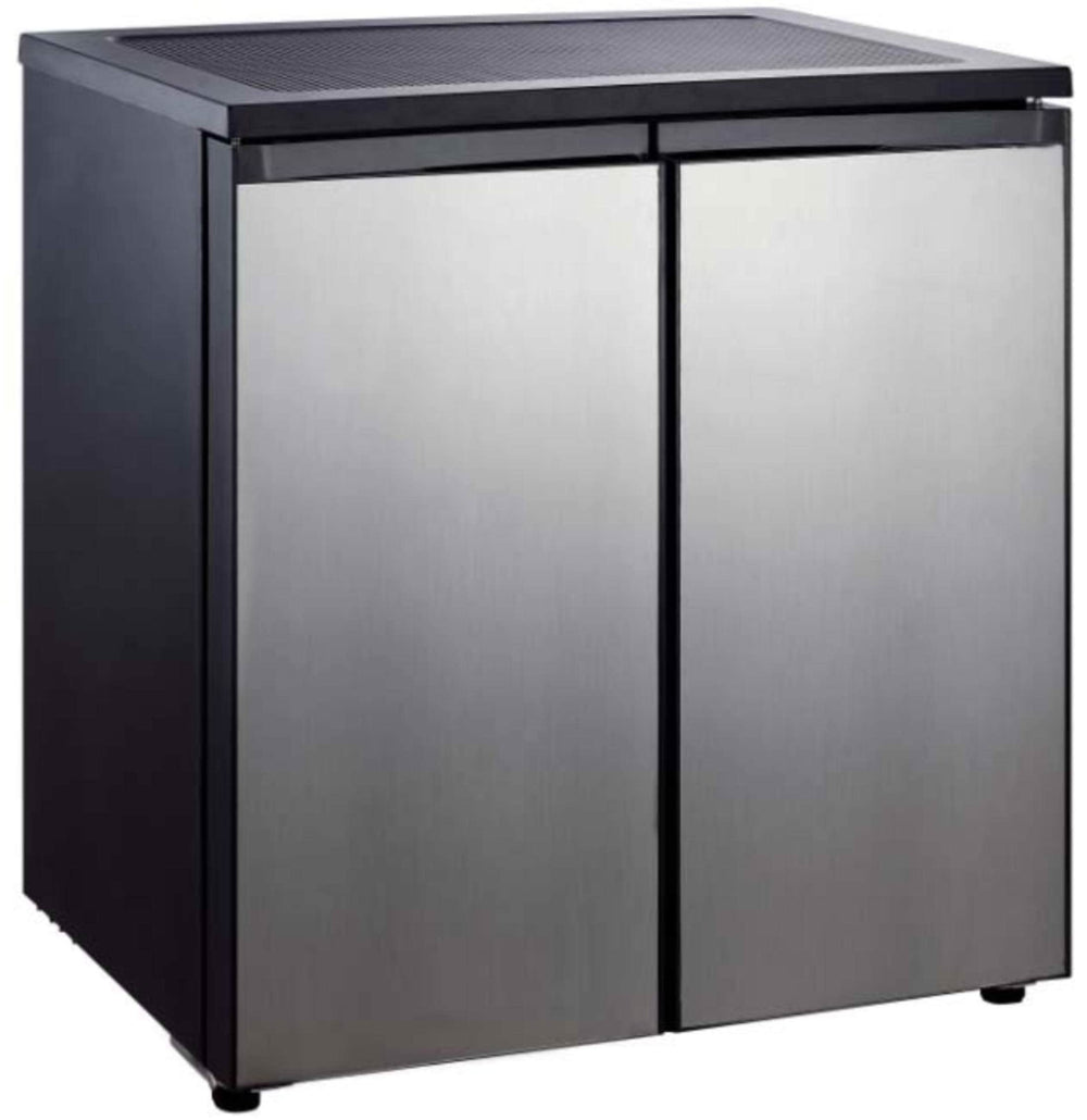 undefined 5.5-cu ft Mini Fridge with Freezer ( Black Cabinet with Silver Doors )