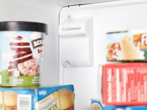 Whirlpool 17.6-cu ft Top-Freezer Refrigerator ( Black Stainless )