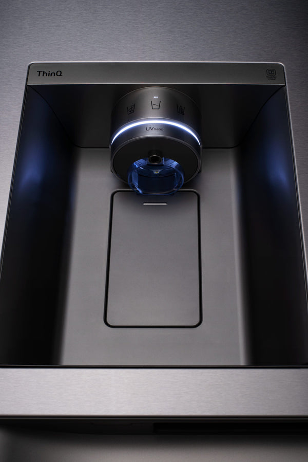 LG InstaView Craft Ice 27.1-cu ft Side-by-Side Refrigerator Smart Compatible with Dual Ice Maker ,Water and Ice Dispenser ( PrintProof Stainless Steel ) ENERGY STAR Certified