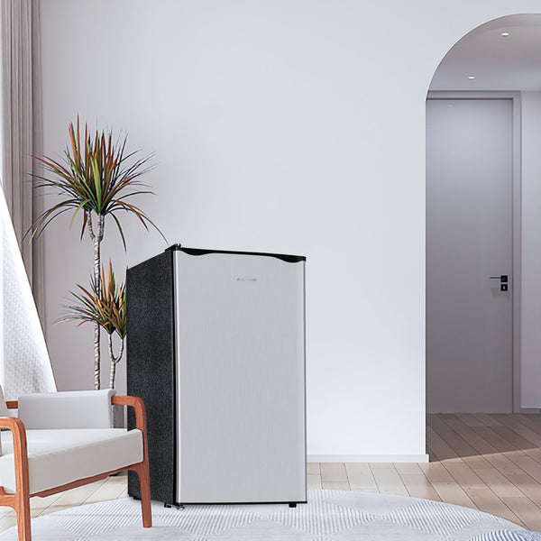 Jeremy Cass 3.2-cu ft Mini Fridge with Freezer ( Silver ) ENERGY STAR