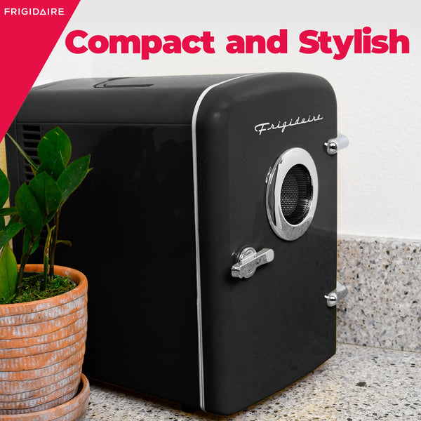Frigidaire 0.3-cu ft Mini Fridge ( Black )