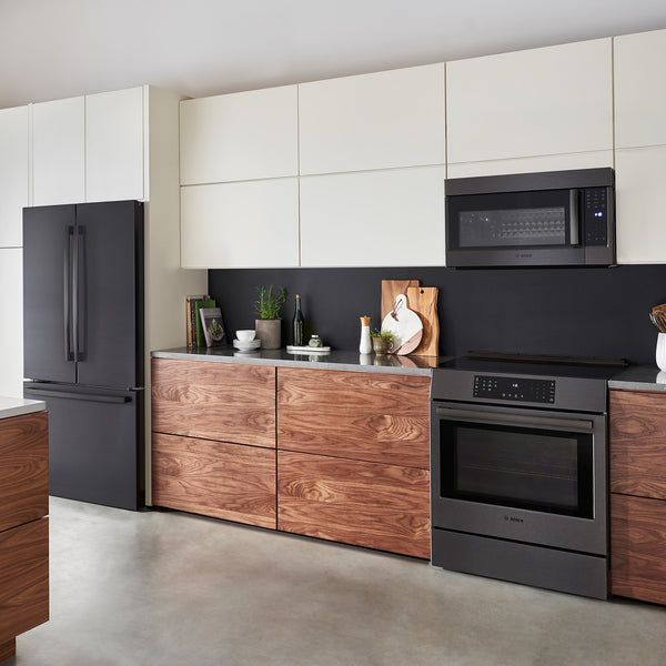 Bosch Counter-Depth 800 Series 21-cu ft 3 -Door French Door Refrigerator with Ice Maker with Water Dispenser ( Black stainless steel ) ENERGY STAR Certified