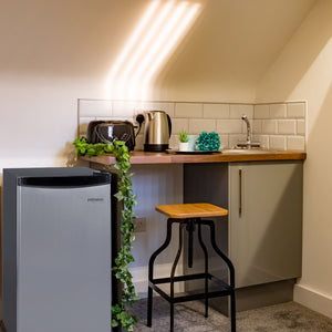 Premium Levella 3.2-cu ft Mini Fridge with Freezer ( White )