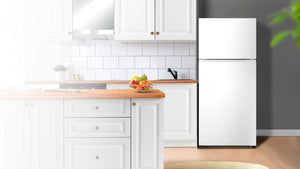 Hisense 18.0-cu ft Top-Freezer Refrigerator ( White )