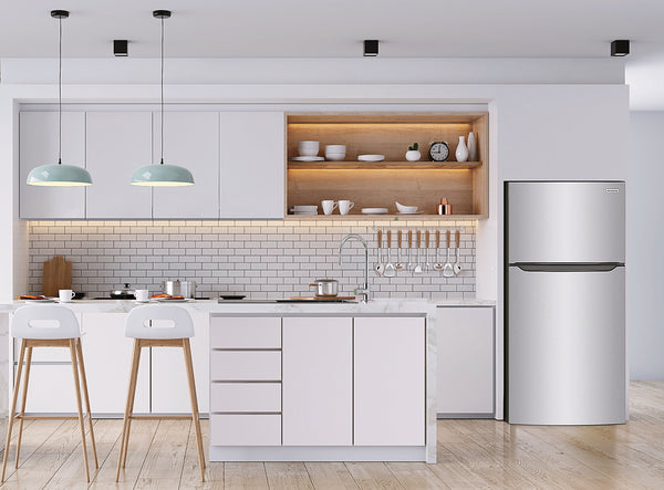 Frigidaire 18.3-cu ft Top-Freezer Refrigerator ( Black ) Garage Ready