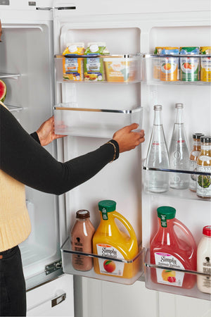 UNIQUE Classic Retro 17.7-cu ft Counter-Depth Bottom-Freezer Refrigerator with Ice Maker ( Marshmallow White ) ENERGY STAR Certified