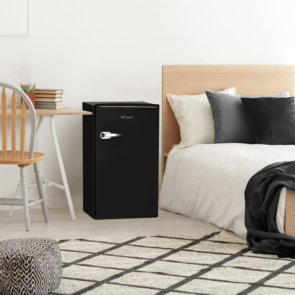 Avanti 3.1-cu ft Mini Fridge ( Black ) ENERGY STAR