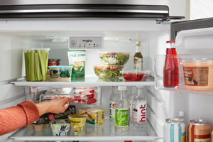 Whirlpool 16.3-cu ft Top-Freezer Refrigerator ( White )