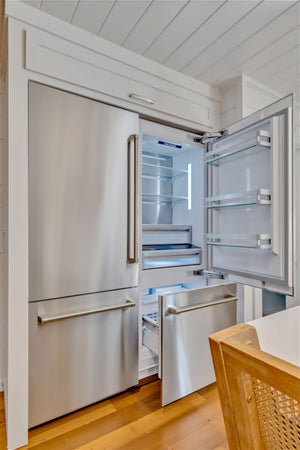 ZLINE KITCHEN & BATH Counter-Depth 32.2-cu ft 4 -Door Built-In French Door Refrigerator with Ice Maker with Water Dispenser ( Stainless Steel ) ENERGY STAR Certified